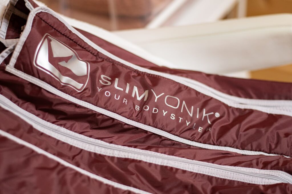 slymionik bodystler